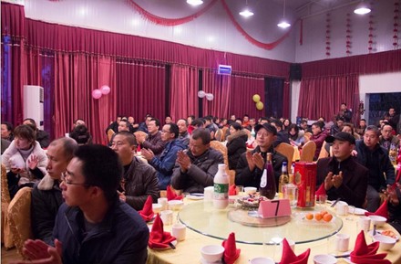 {35F7D9B2-EBA8-41DE-AE12-28F0E1A18AD3}