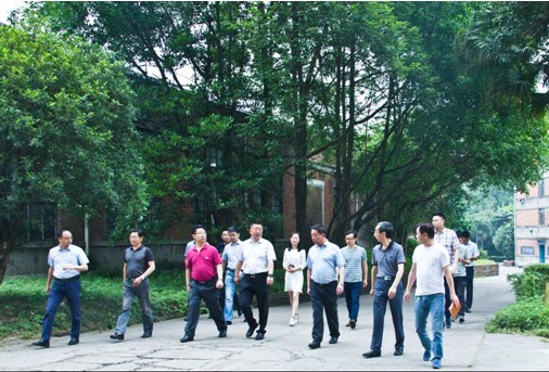 {F32D4399-DCDC-468B-94E9-51FAA46D5C6A}1